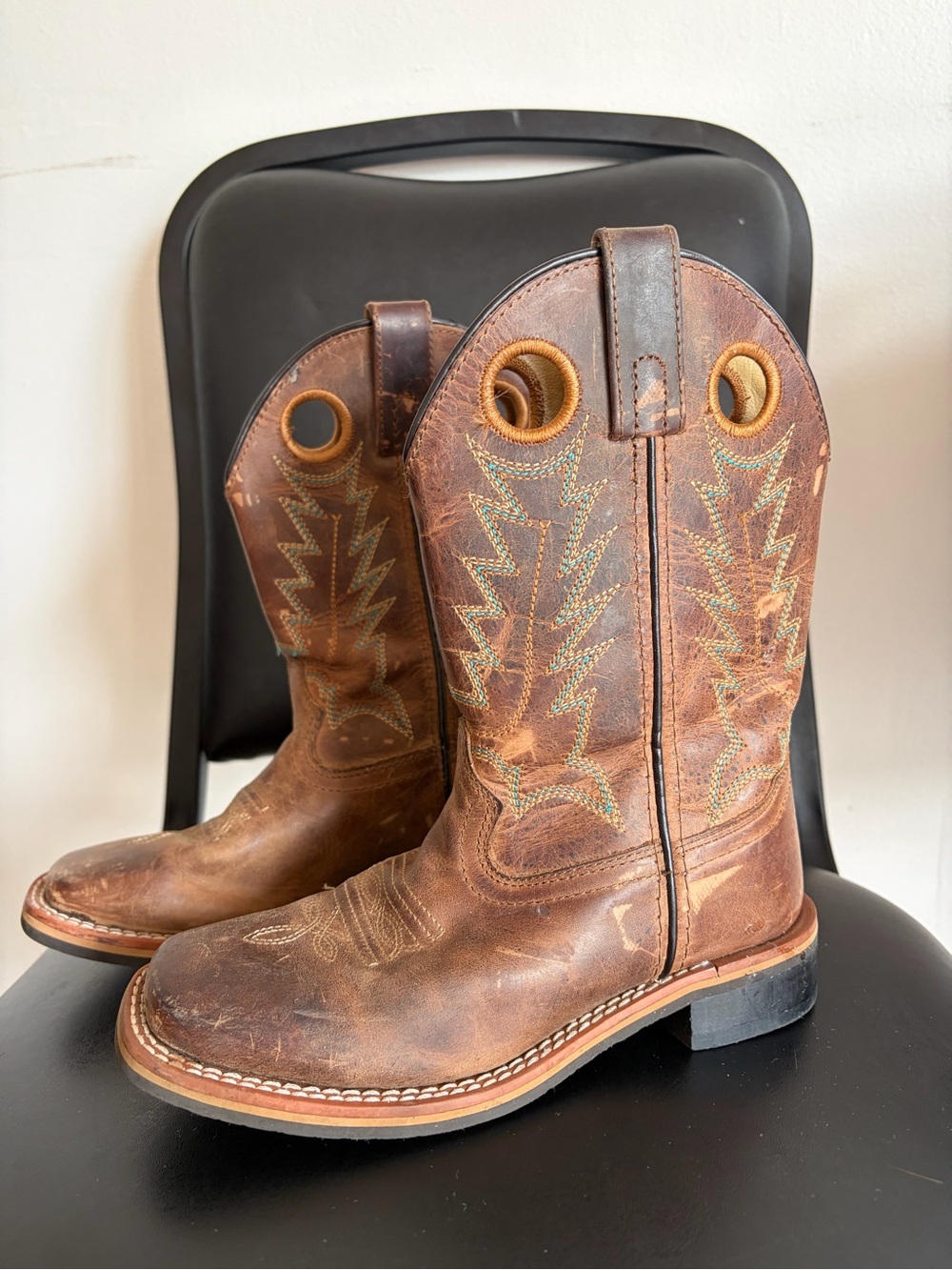 RD Style Brown Leather Cowboy Boots with Pull Holes